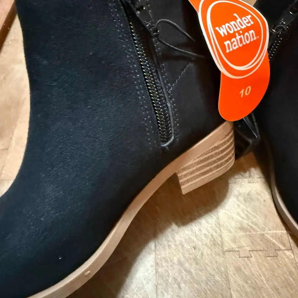 Black Suede Chelsea Ankle Boots Toddler Sz 10 Wonder Nation BRAND NEW